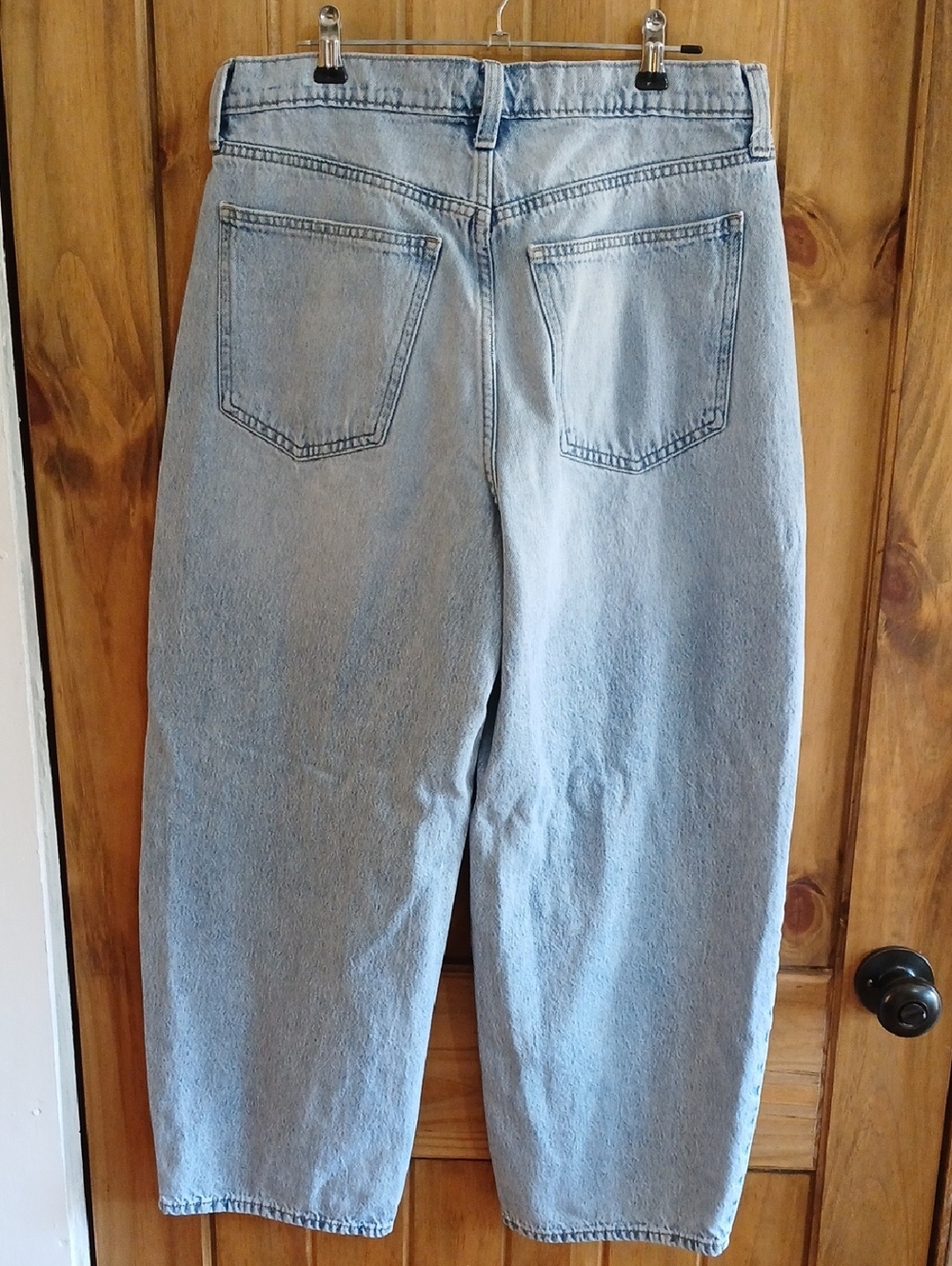 Universal Thread High Rise Easy Barrel Leg Jeans - 8 - Picture 4 of 8